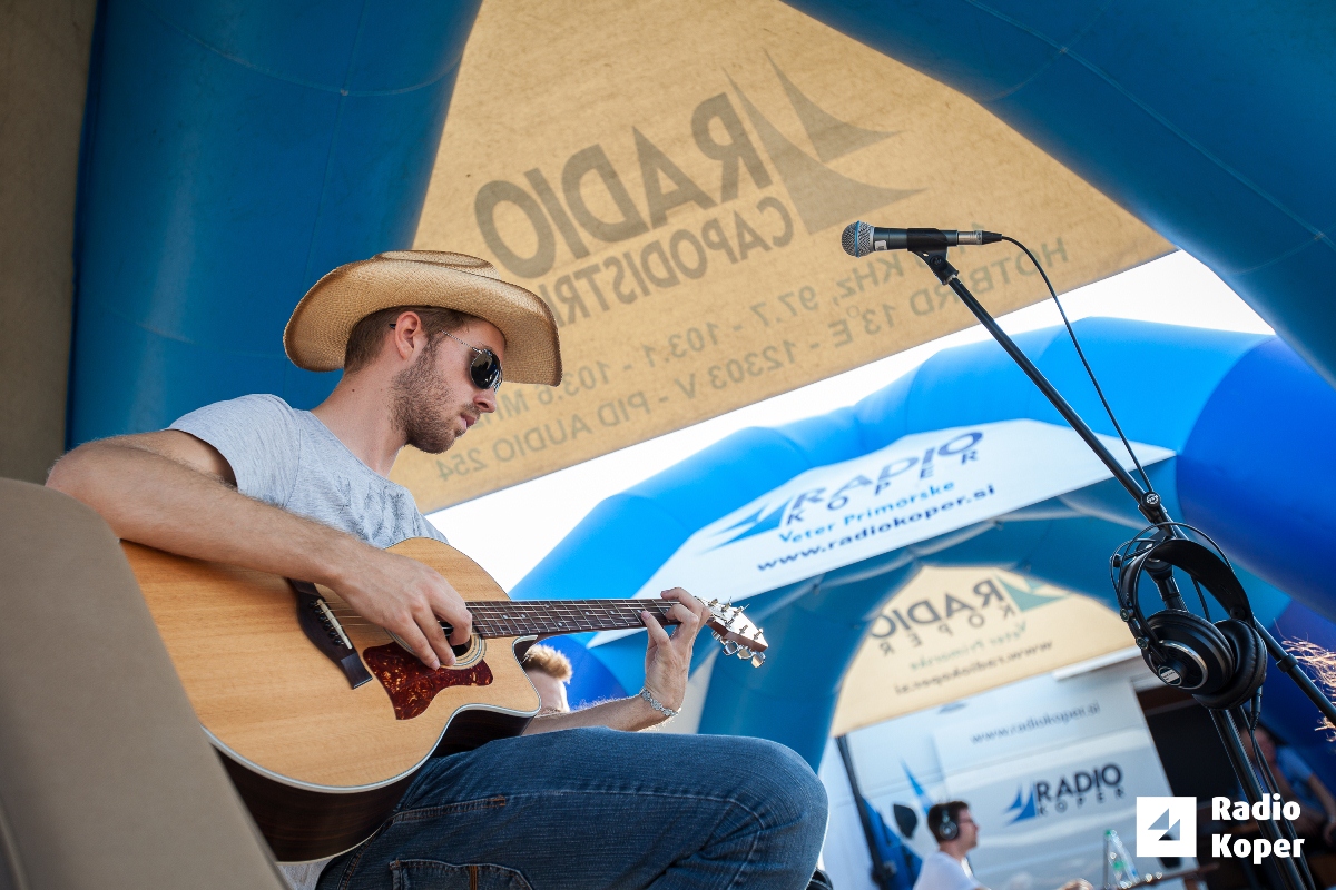 FOTO : Matt Strasner @ Radio Live na plaži 18.7.2015