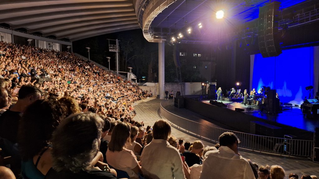 Robert Plant v razprodanem Amfiteatru Avditorija Portorož (Foto: M.Derin)