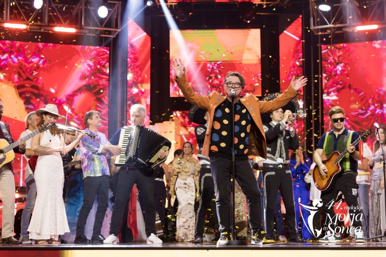 Zmagovalec 44. Festivala Melodij Morja in Sonca je Dare Kaurič